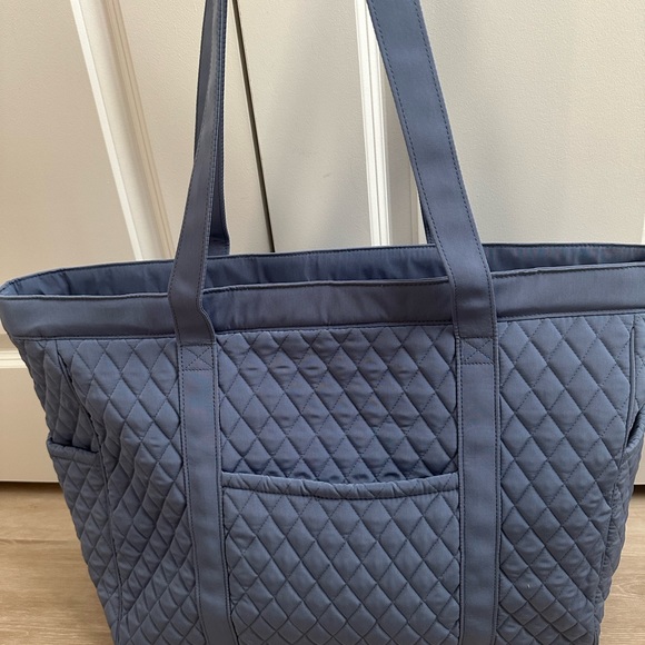 New VERA BRADLEY Get Going Large Tote Bag in Rustic Blue microfiber - Picture 6 of 7